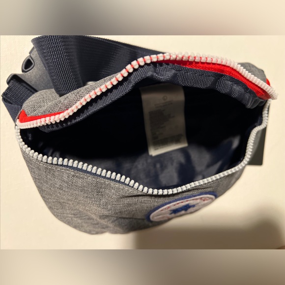Converse All Star Heather Gray/Multi Logo Fanny Pack-NWT - Picture 6 of 6